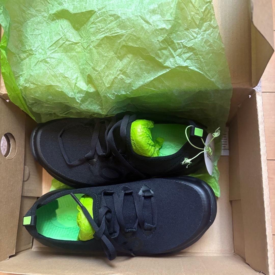 靴 OOFOS OOMG Sport LS Women - Black (US 7)