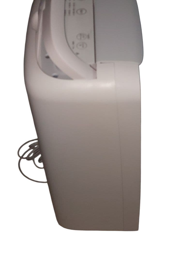 週末セール　2023年製★美品★SHARP CV-P71-W 除湿機 ホワイト