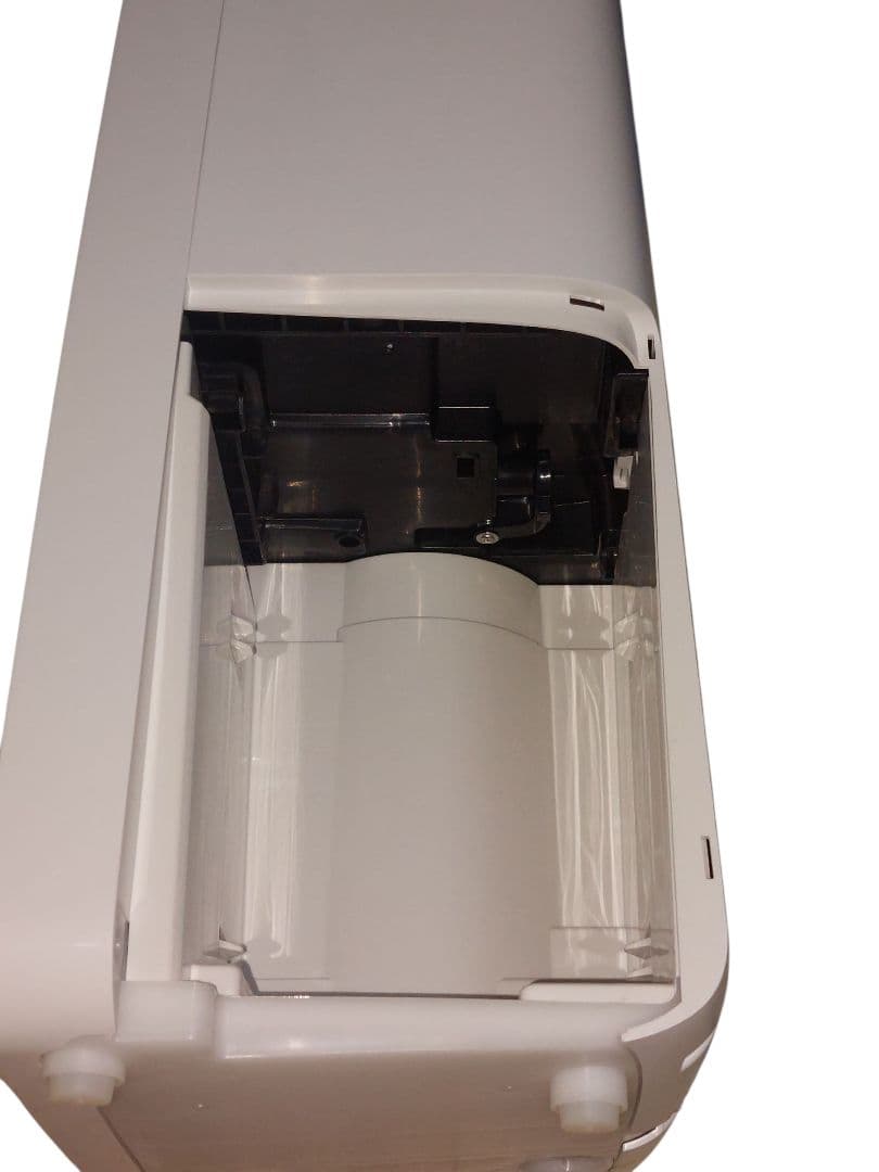 週末セール　2023年製★美品★SHARP CV-P71-W 除湿機 ホワイト