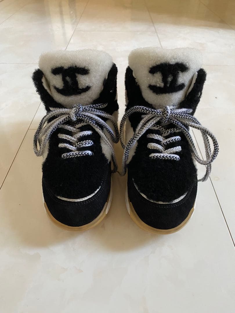 美品 シャネル ムートン ハイカット スニーカー 36 23cm CHANEL