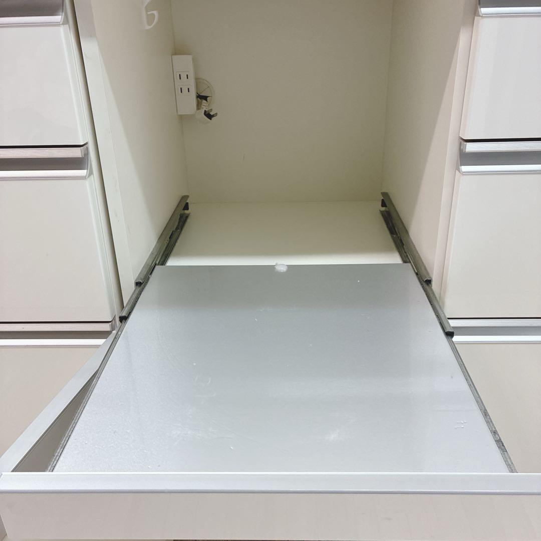 食器棚・キッチンカウンター rina