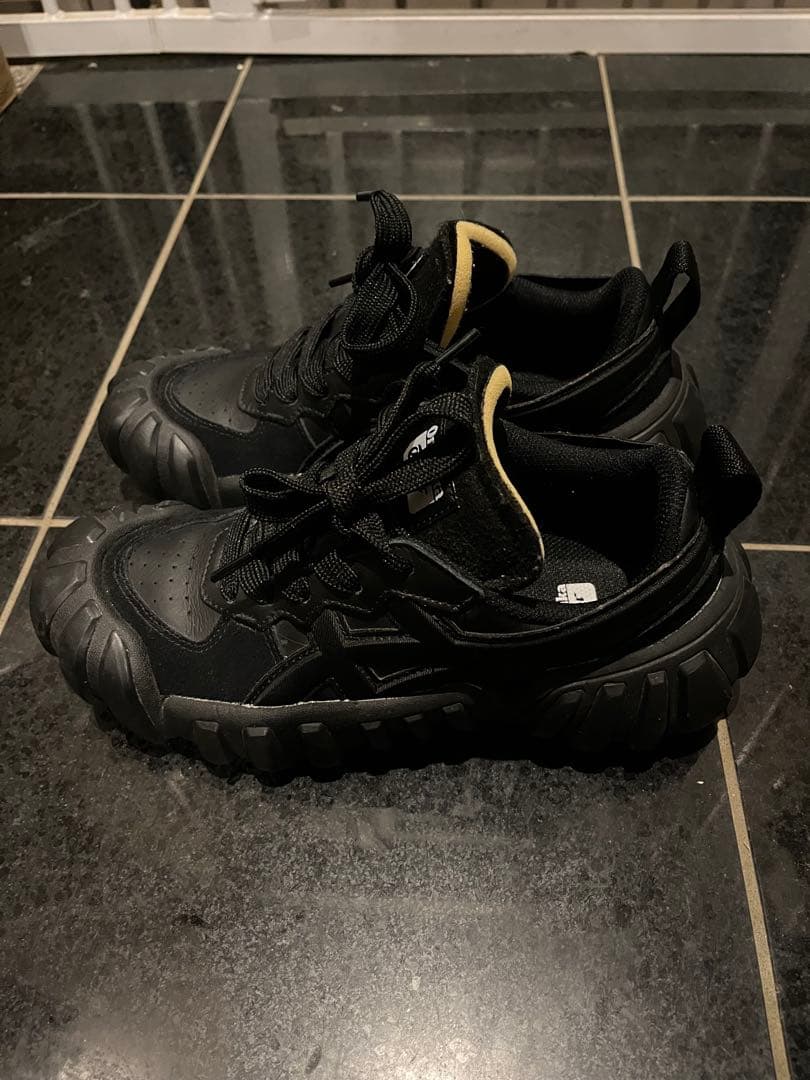 OnitsukaTigerオニツカタイガー DENTIGREデンティグレ24.0