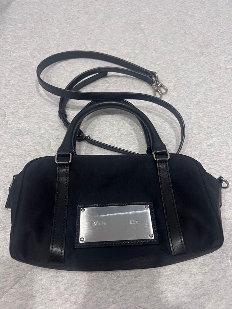 。*見様 BABY SPORTY TOTE BAG IN BLACK