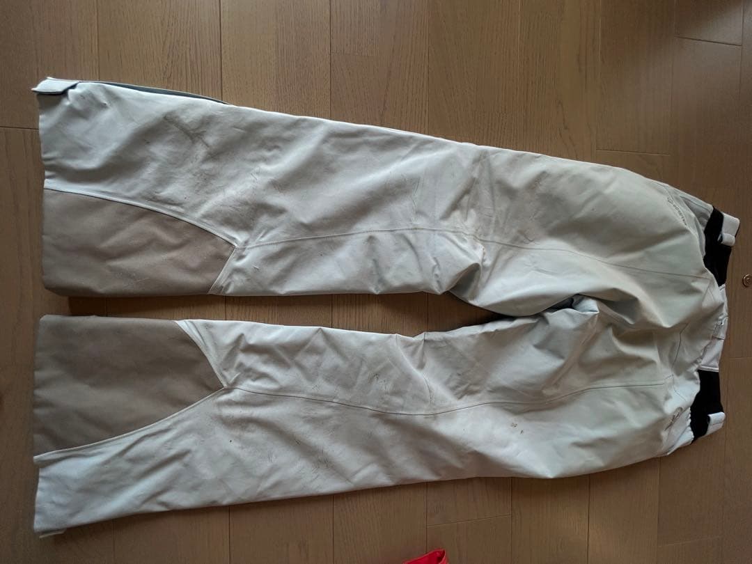 GOLDWIN GORE-TEX 定価15万円　国内限定5着モデル　スキーウェア