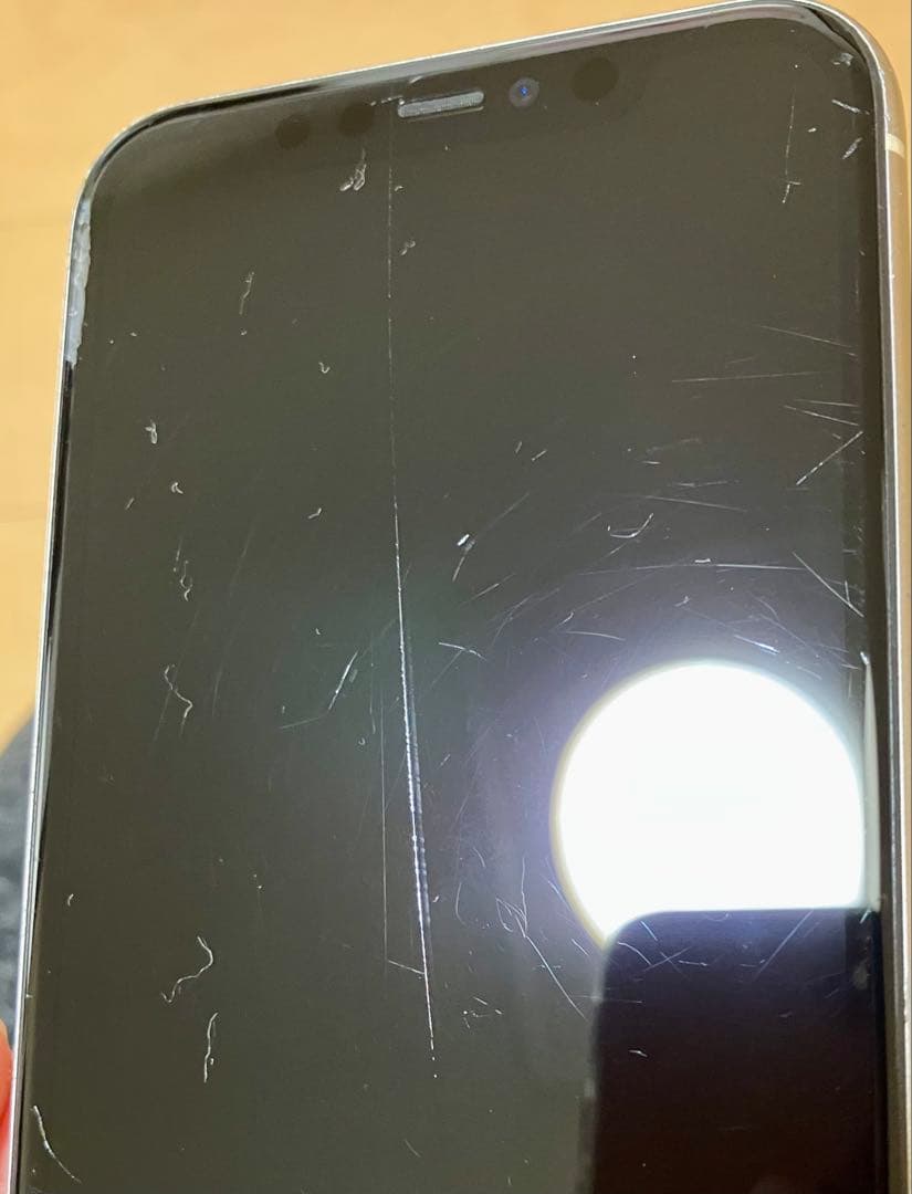 Apple iPhone 11 ホワイト　本体