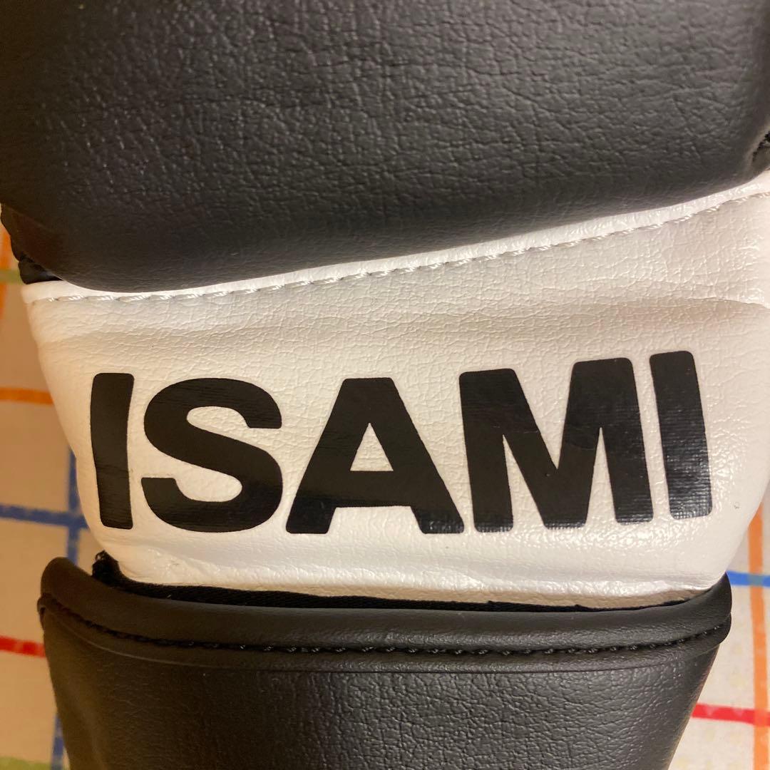ISAMI MMAグローブ Sサイズ　総合格闘技 ①