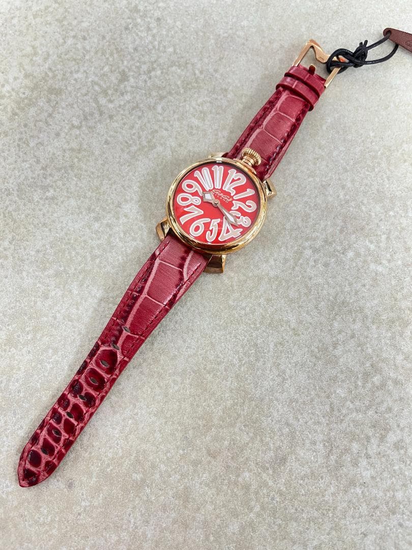 【最終価格！】GaGa MILANO 時計 品番：5021.10 赤金/赤革