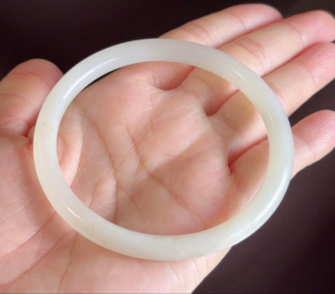 天然石 和田玉灰白玉 バングル（番号A4808）