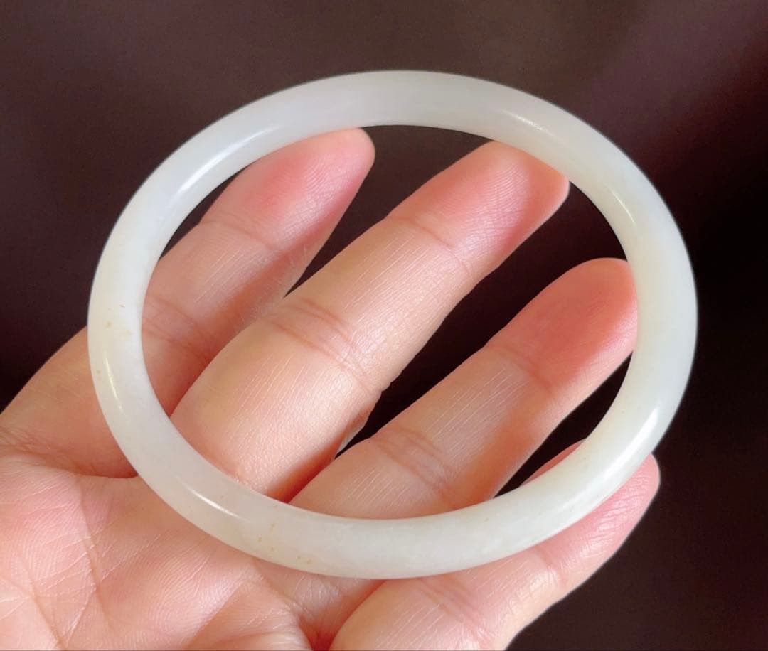 天然石 和田玉灰白玉 バングル（番号A4808）