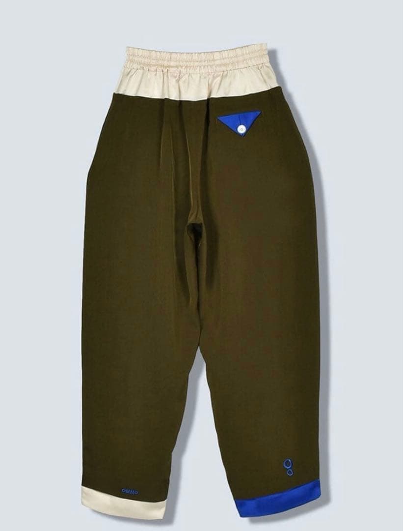 最終価格‼️【美品】OMMO　BOLCKING EASY TUCK PT