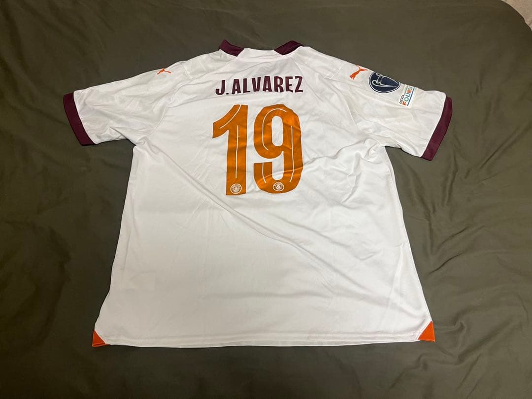 【価格相談】　マンチェスター・シティ J. ALVAREZ 19番 シャツ XL