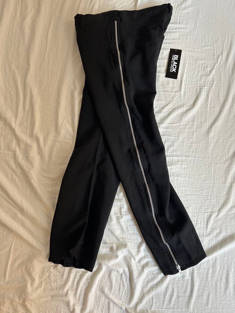ブラックコムデギャルソン　サイドジップパンツ　ポリ縮