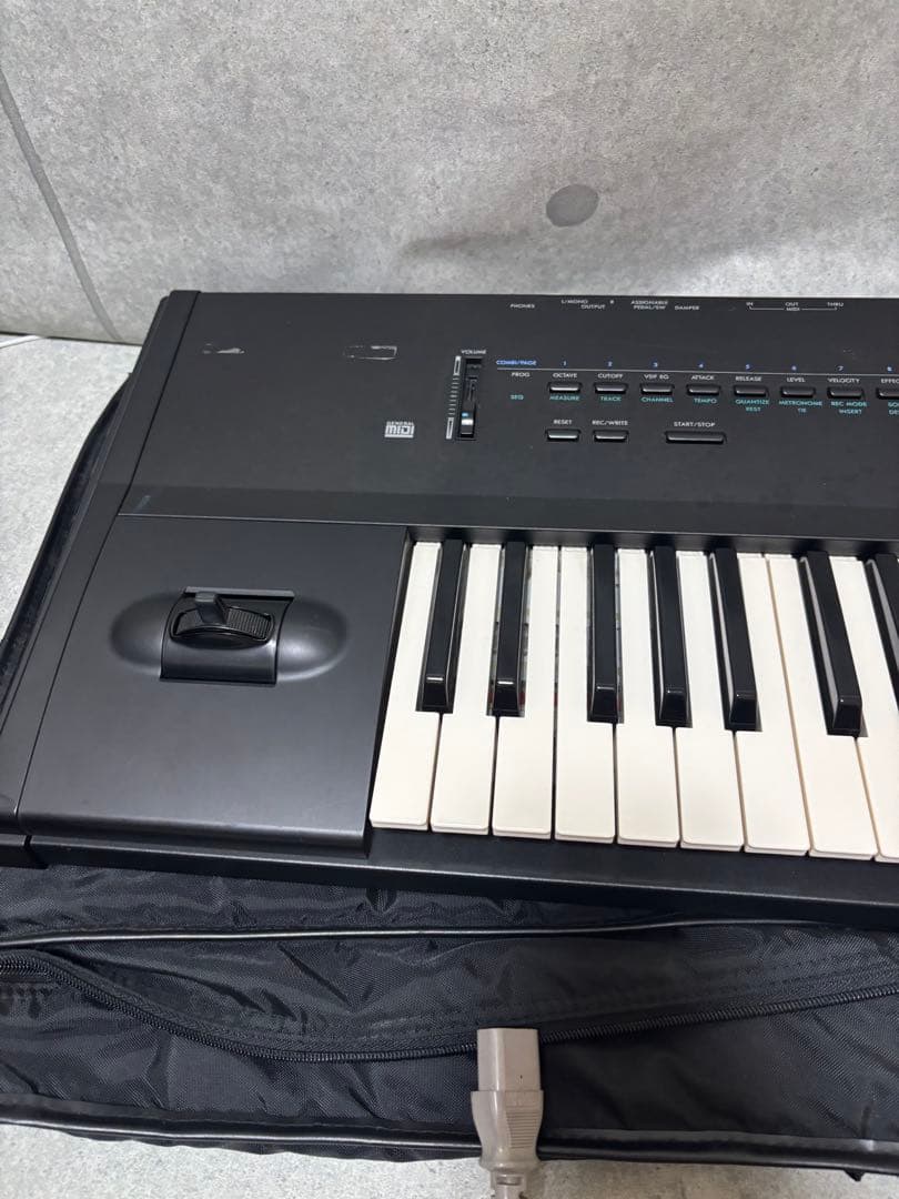 KORG コルグ　X3 シンセサイザー ミュージックワークステーション