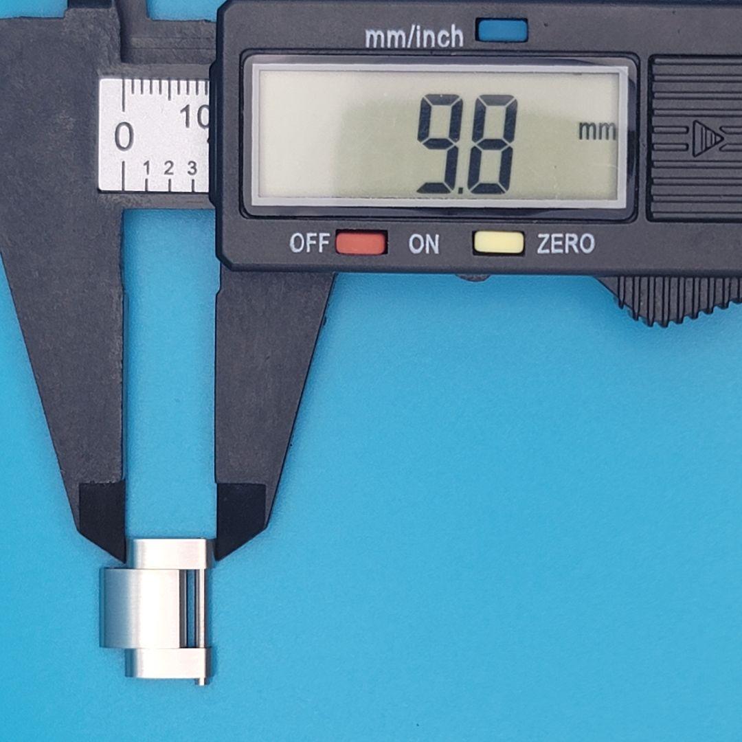 TUDOR部品①【中古】チューダー純正ベルトコマ 79170 対応 取付部品付属