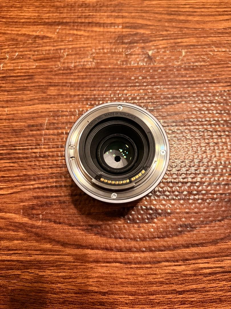 【美品】Canon RF50mm f1.8 stm（レンズフード、フィルター付）