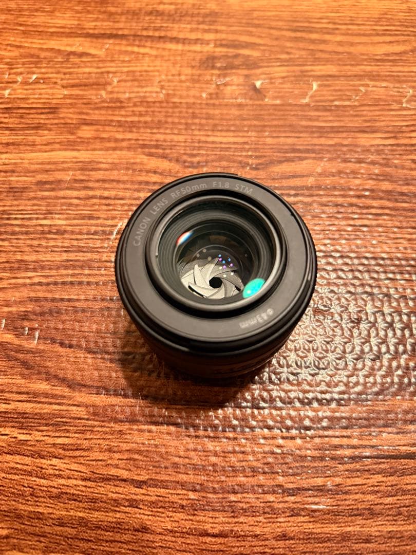 【美品】Canon RF50mm f1.8 stm（レンズフード、フィルター付）