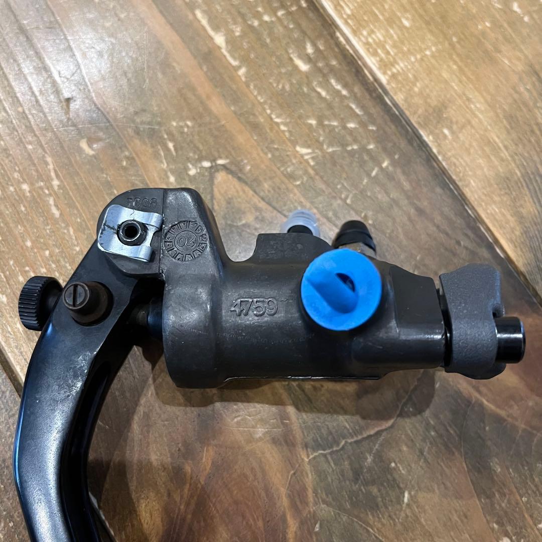 ブレンボ ラジアルブレーキマスターシリンダー φ16×18