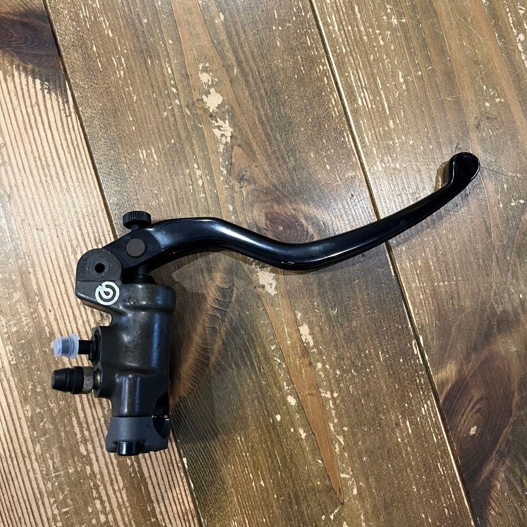 ブレンボ ラジアルブレーキマスターシリンダー φ16×18