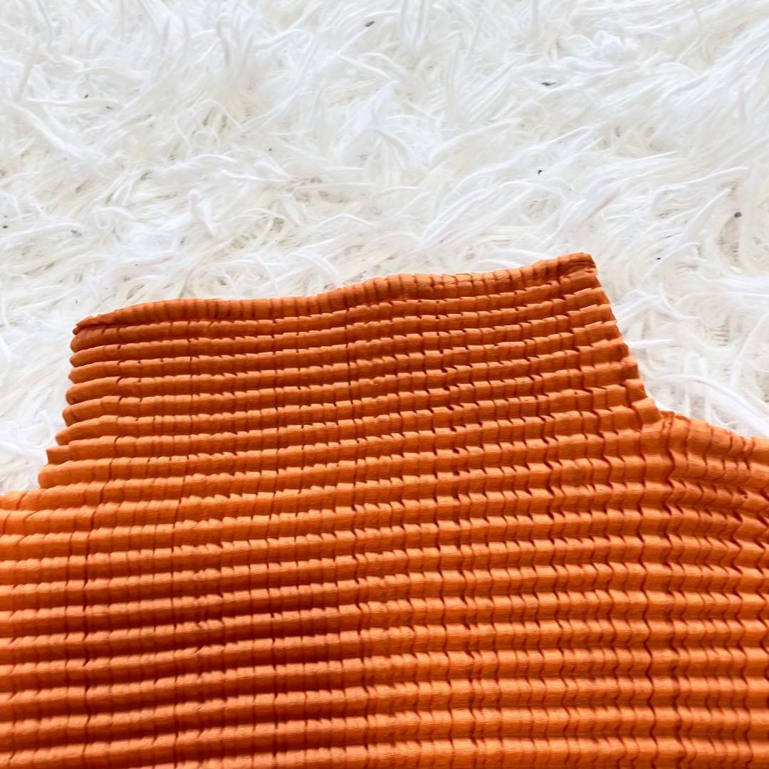 美品 ISSEY MIYAKE FETE ハイネックカットソー プリーツ M