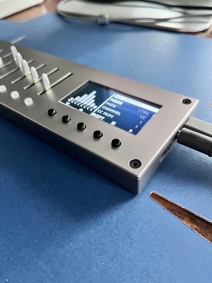 DTM・DAW Monolit Midi Computer