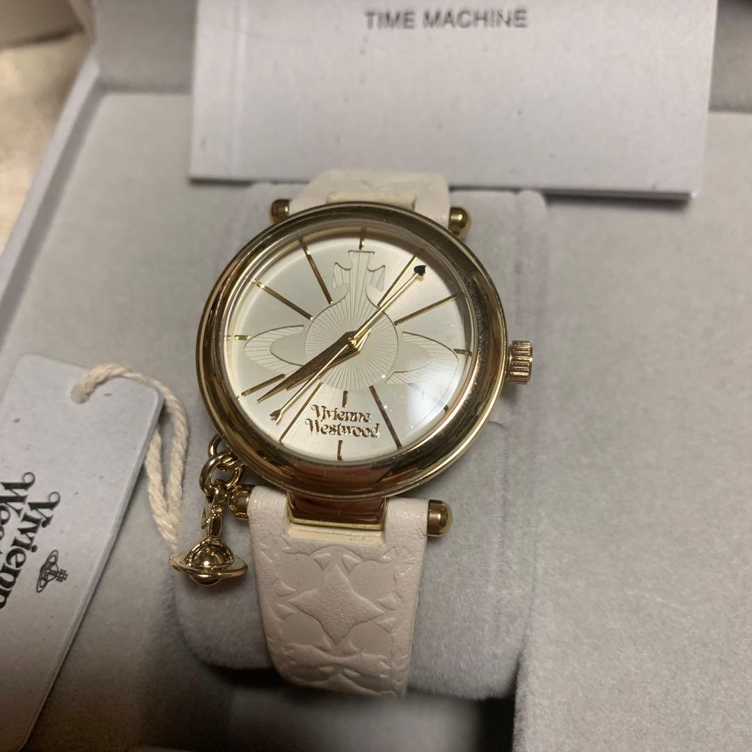 新品⭐︎VivienneWestwood 腕時計 オーブ ホワイト文字盤 白ベルト