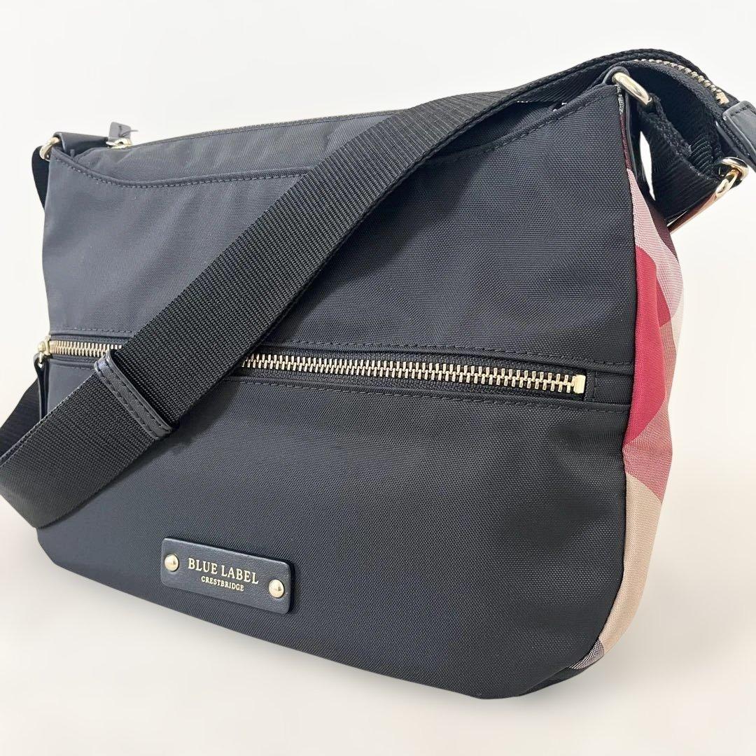 【美品】BLUE LABEL レッドチェック　ショルダーバッグ　ブラック