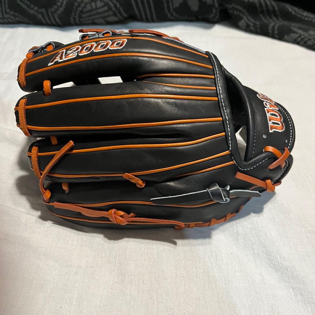 Wilson A2000 グローブ 黒/オレンジ