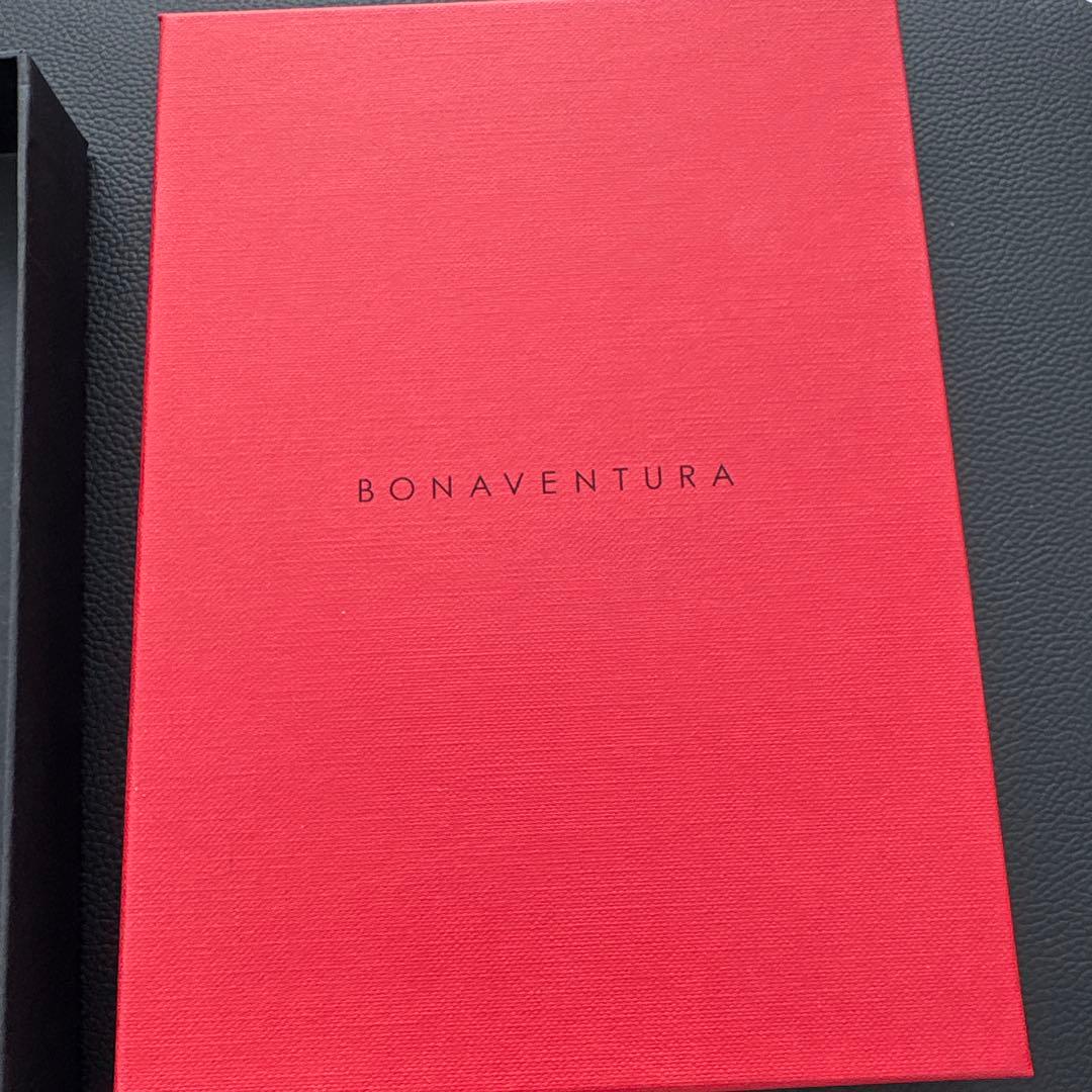 季節限定カラー】iPhone 16ハンドル付きバックカバーケースシュリンクレザー