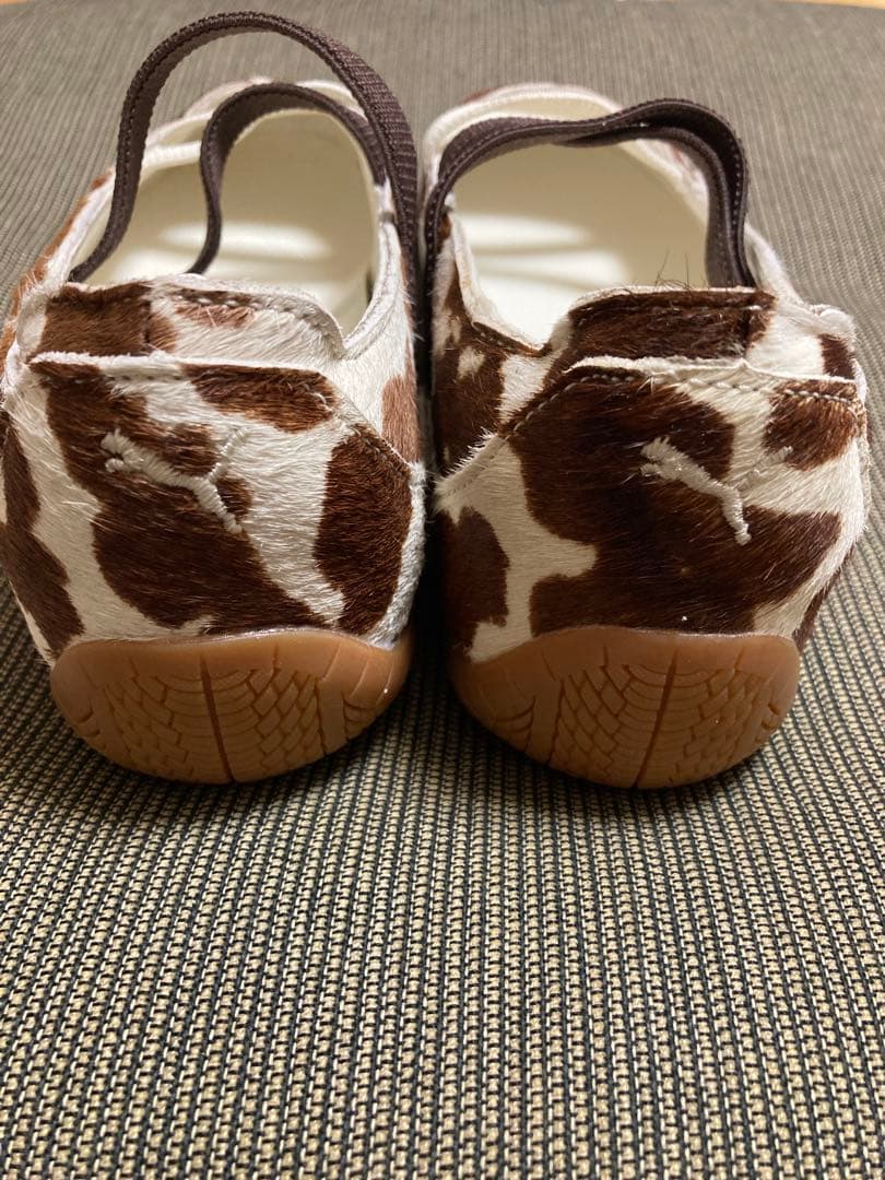 PUMA Ortholite 牛柄 フラットシューズ