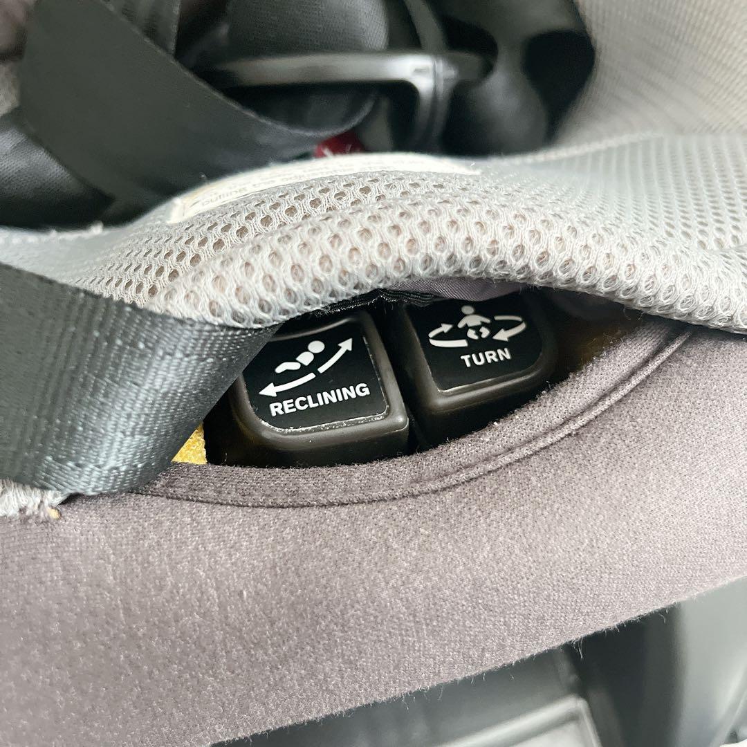 美品 コンビ チャイルドシート クルムーヴスマートISOFIX JN-570