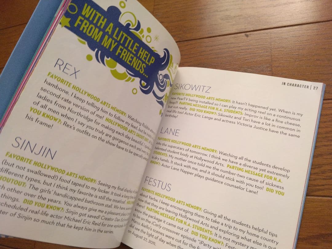 VICTORIOUS 3.0 EVEN MORE MUSIC アリアナ・グランデ