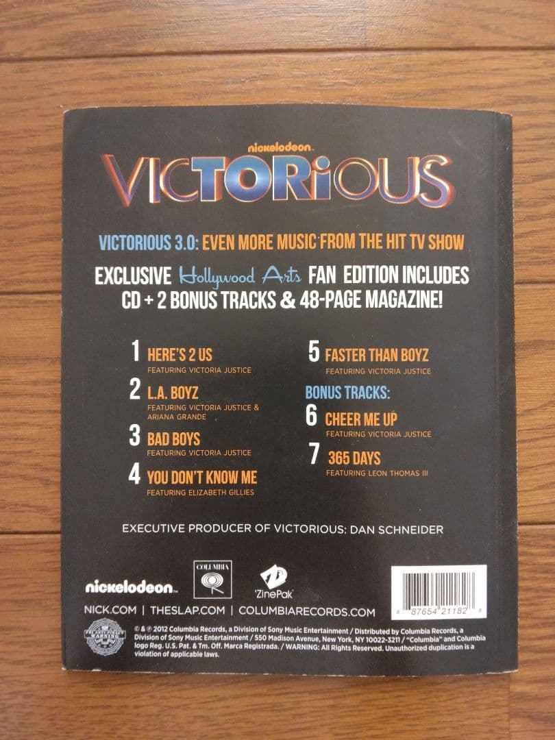 VICTORIOUS 3.0 EVEN MORE MUSIC アリアナ・グランデ