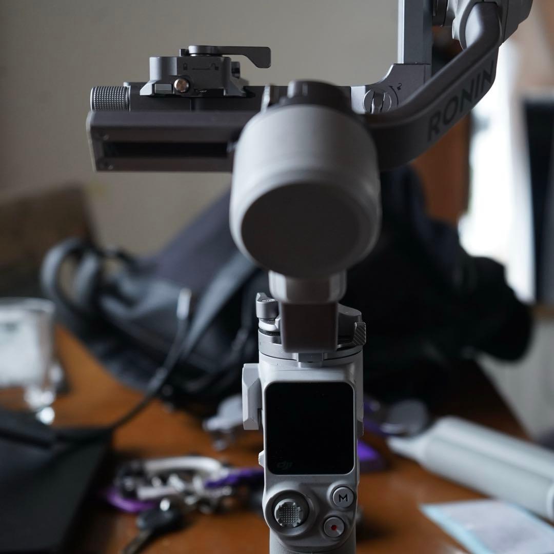 DJI RS 4 Mini コンボ　【ケース付き】