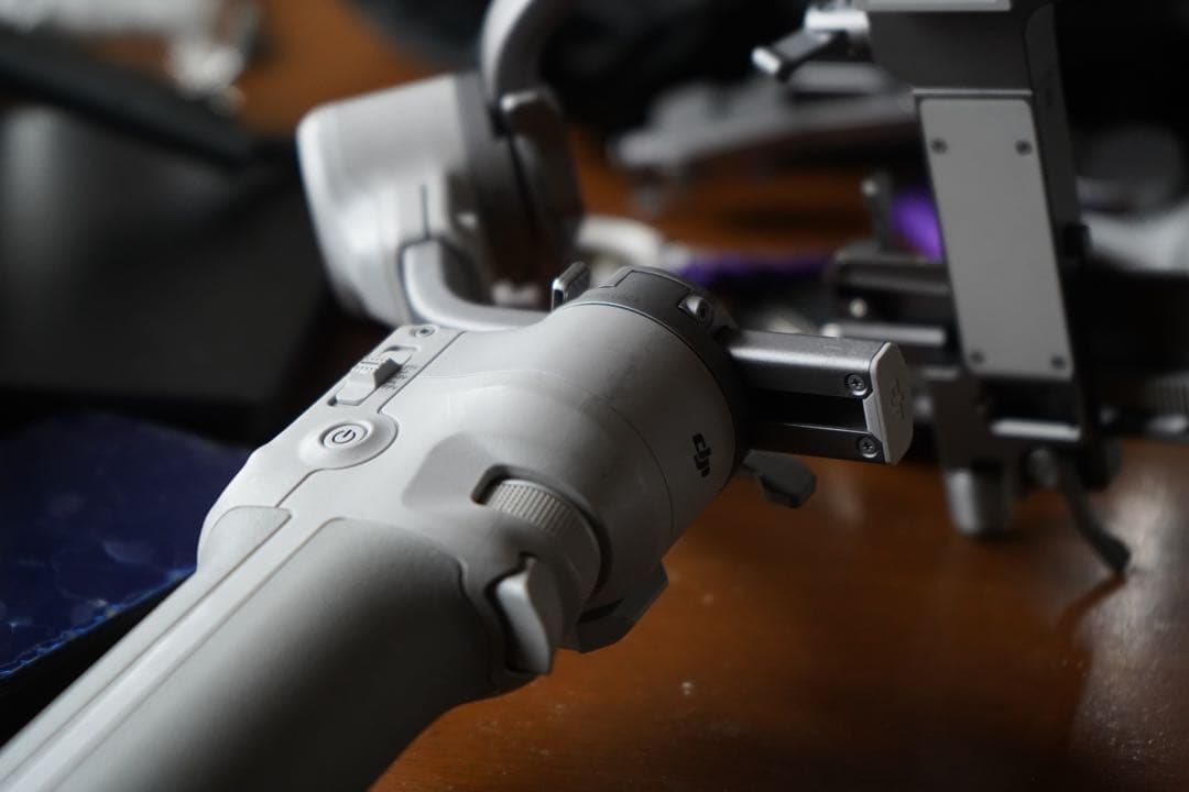 DJI RS 4 Mini コンボ　【ケース付き】