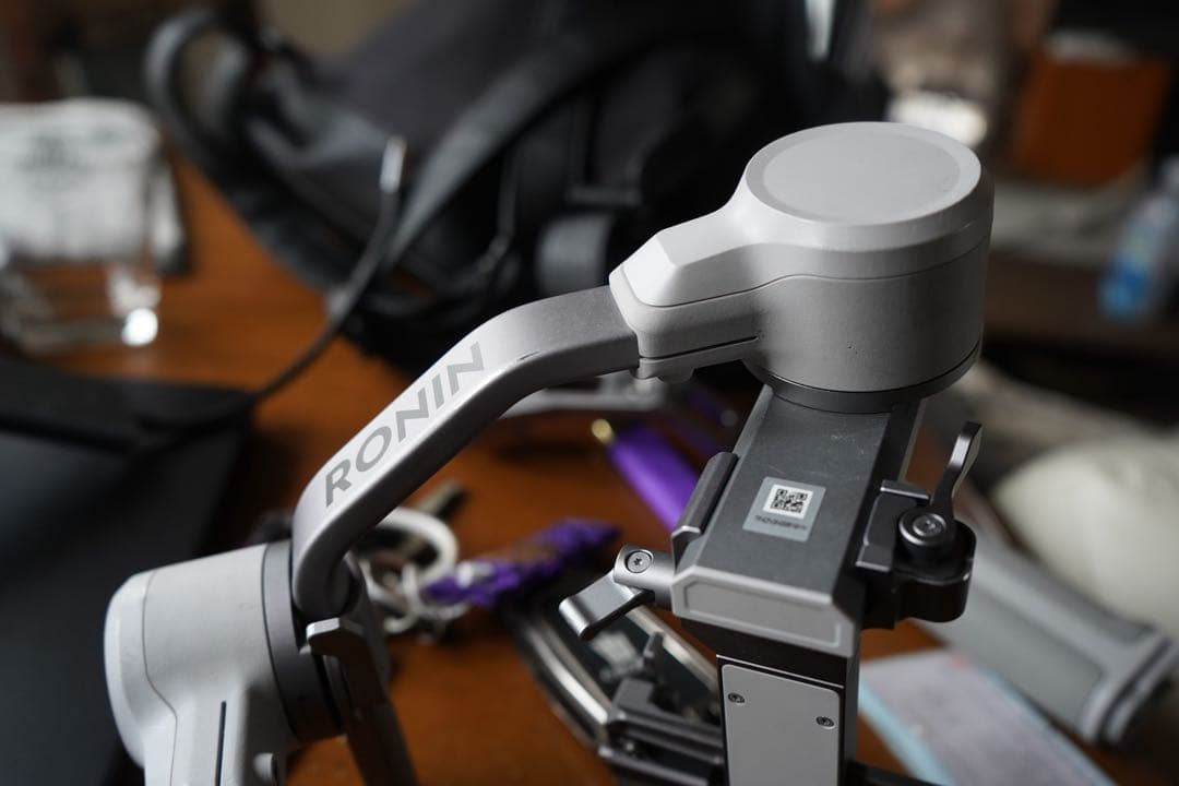 DJI RS 4 Mini コンボ　【ケース付き】