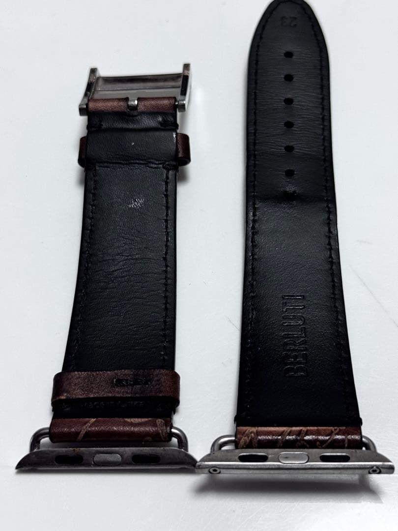 ベルルッティ　ヴェネチア　アップルウォッチ　ブレスレット