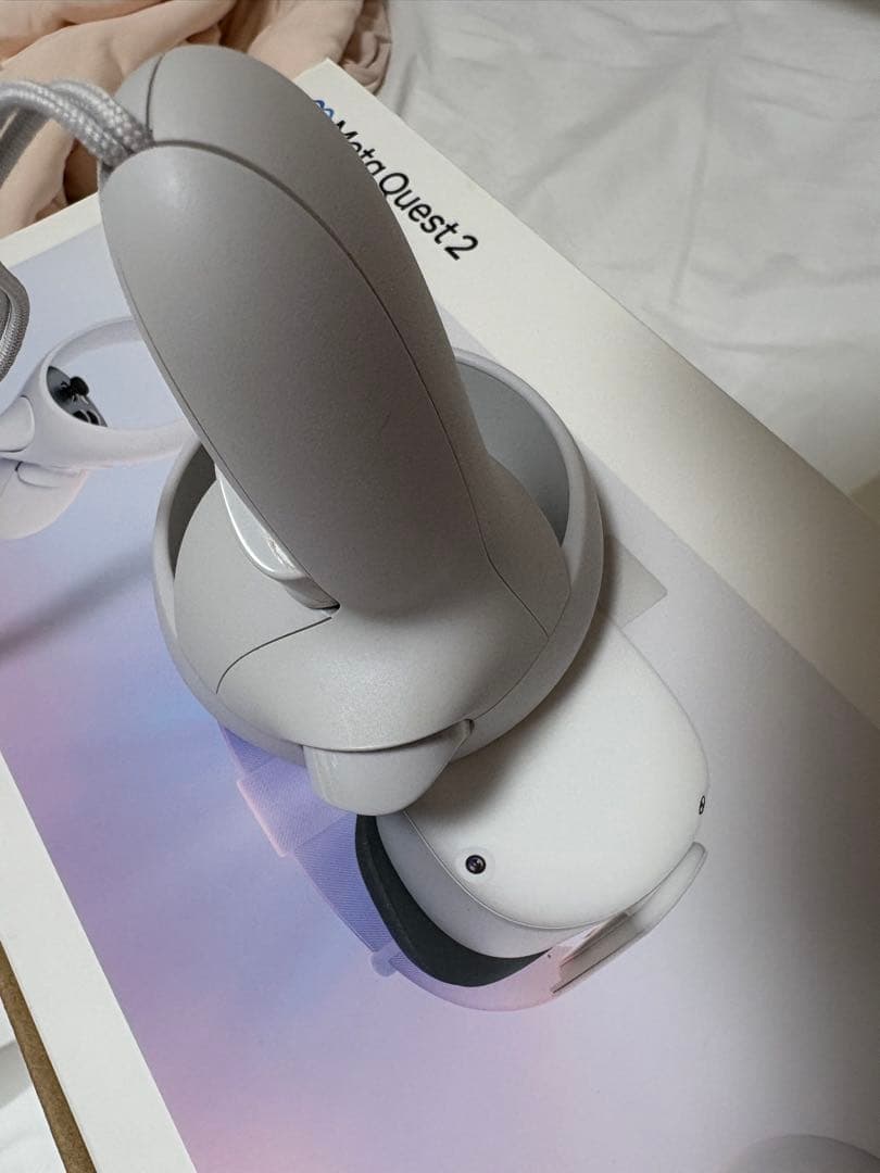  Quest 2 VRヘッドセット 128GB コントローラー付き