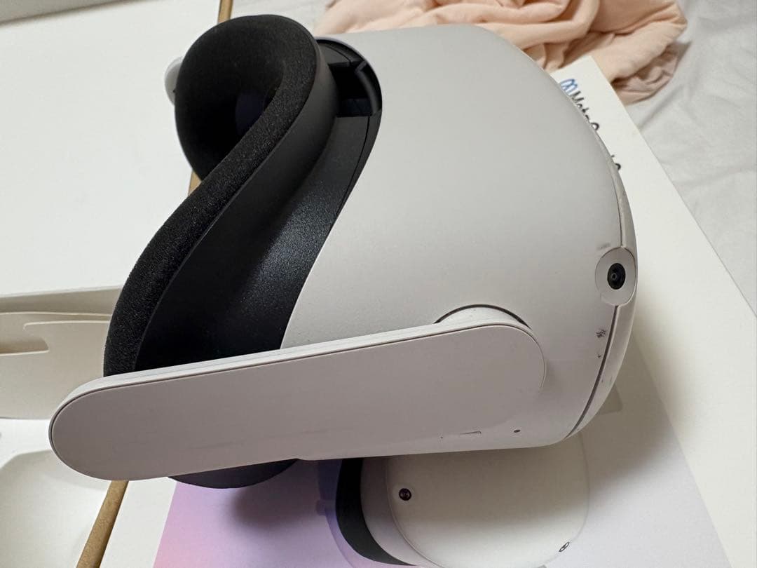  Quest 2 VRヘッドセット 128GB コントローラー付き