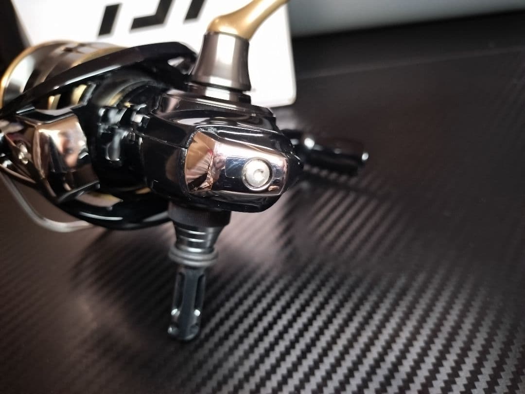 リール Daiwa BALLISTIC LT 4000-C