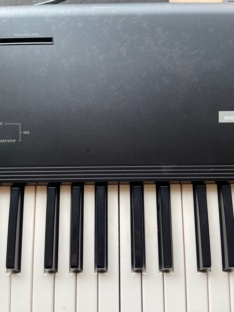 KORG コルグ M1 シンセサイザー