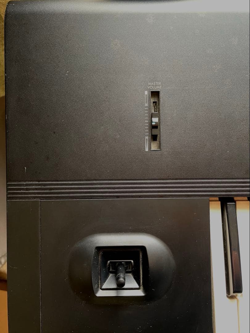 KORG コルグ M1 シンセサイザー