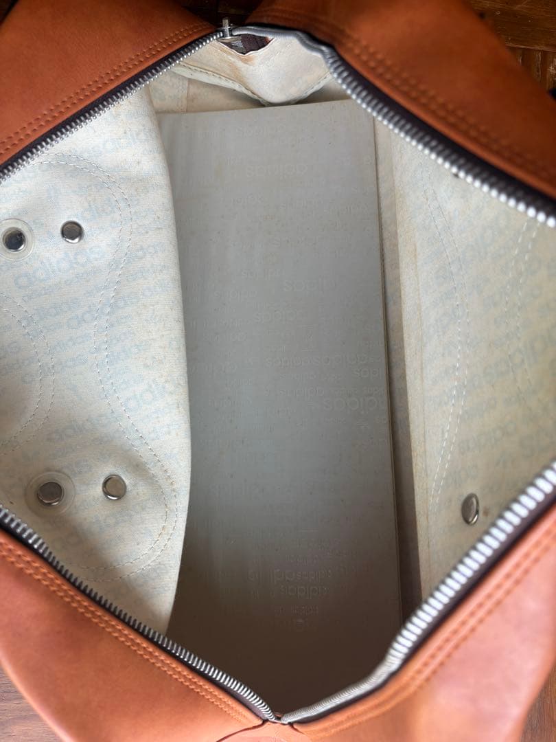 か*ど様 adidas ビンテージ ボストンバッグ ブラウン