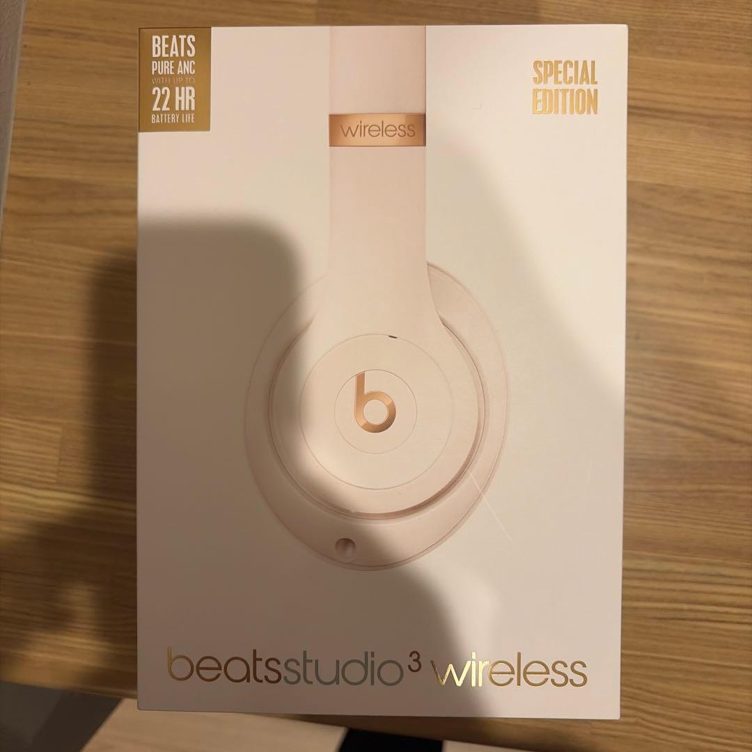 Beats Studio 3ワイヤレス ヘッドホン ホワイト　ゴールド