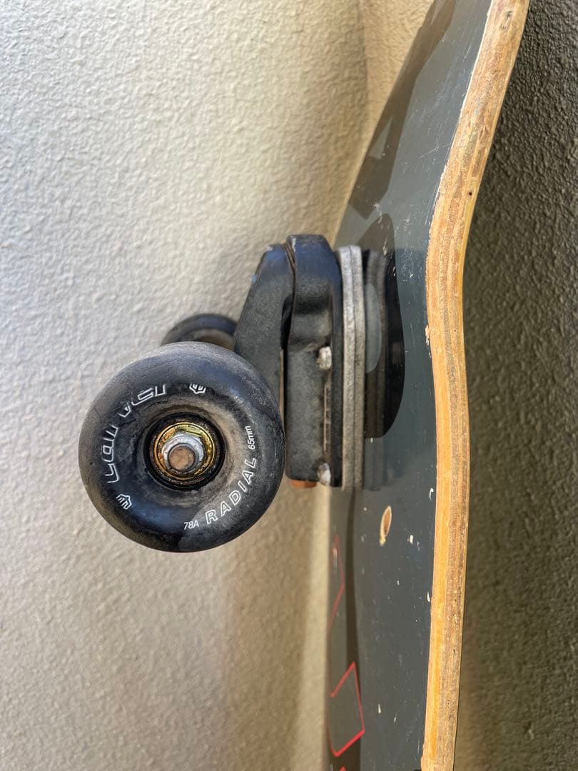 U4 スケートボード グレー　スケボー　carver カーバー　U4 サイン入り