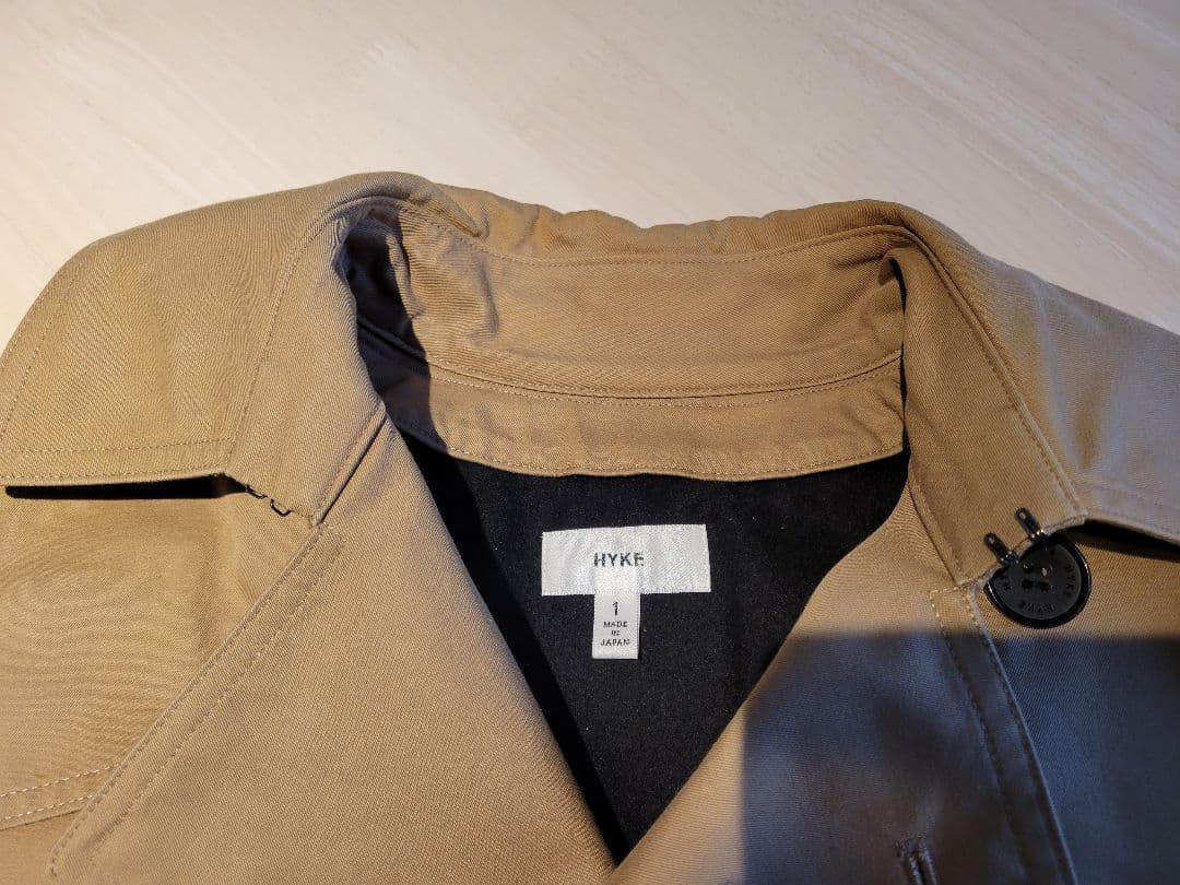 セール【美品】HYKE トレンチコート