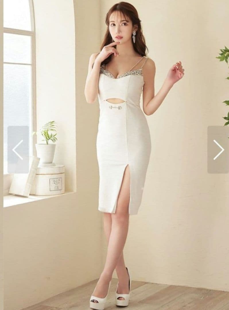 Veautt ヴュート ドレス キャバ　美品　スリット