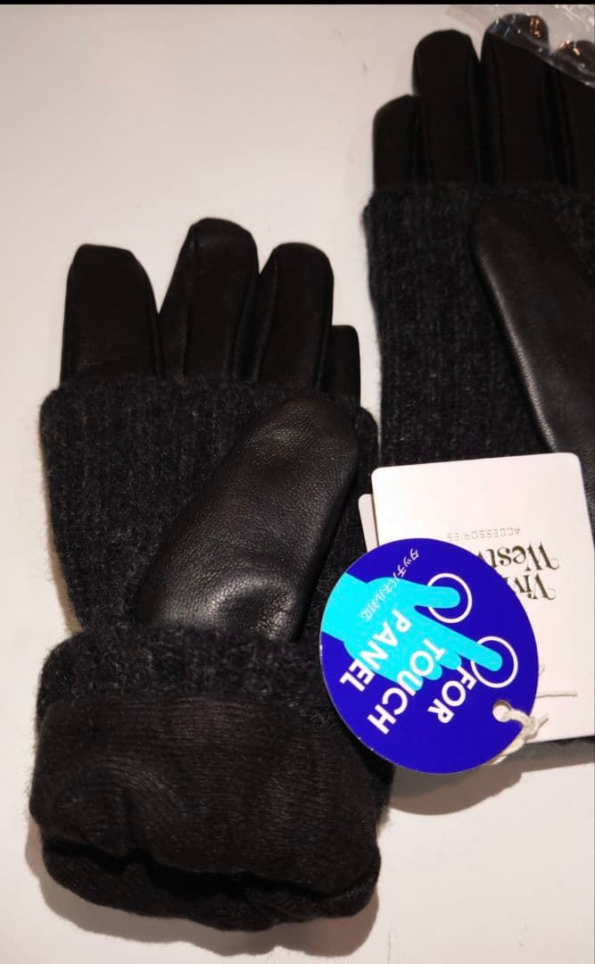 a*i様 ヴィヴィアンウエストウッド　手袋　レザー　21センチ　黒　レザーニット