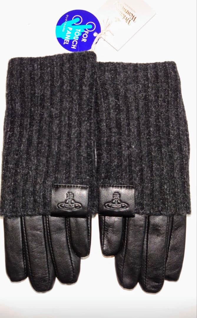 a*i様 ヴィヴィアンウエストウッド　手袋　レザー　21センチ　黒　レザーニット