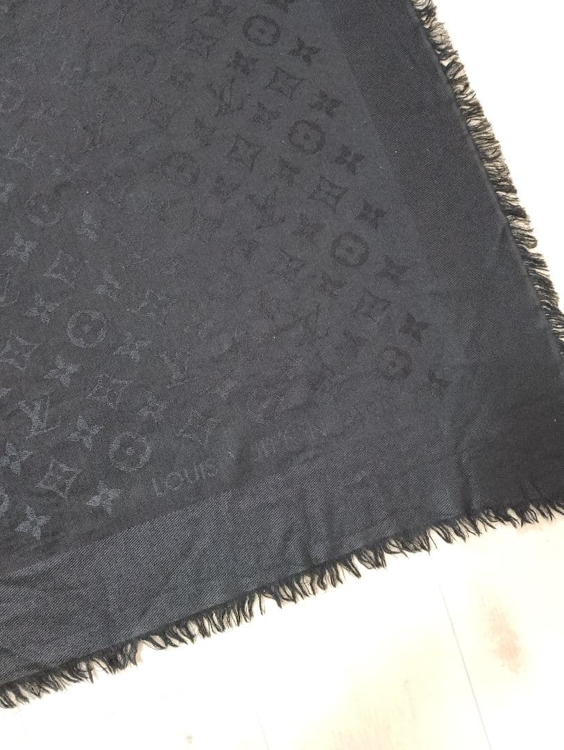 LOUIS VUITTON ルイヴィトン モノグラム ストール ブラック