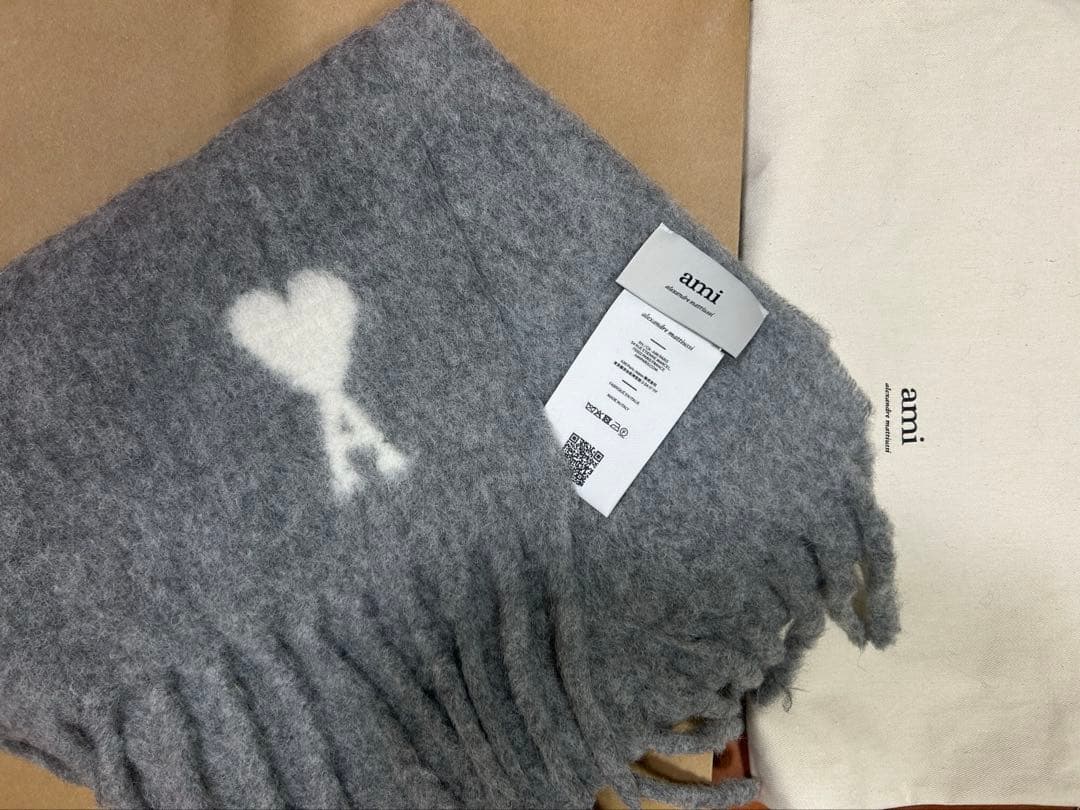 【新品】今季Ami DE COEUR マフラー　スカーフ　グレー QR付正規品